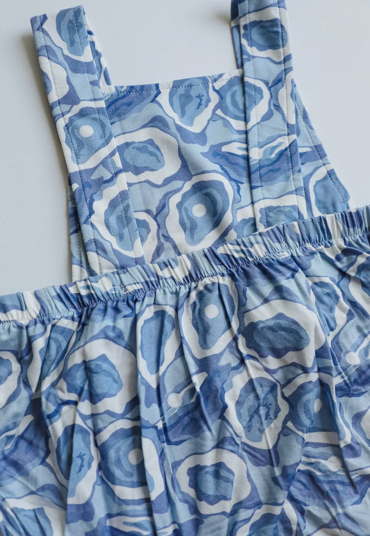 Blue Oyster Bamboo Sun Bubble with Adjustable Straps