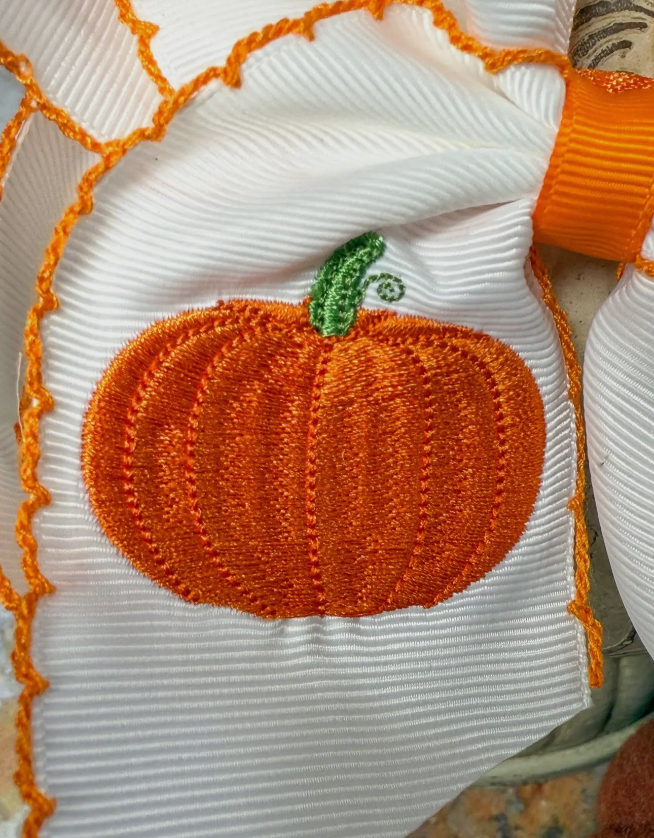 Pumpkin Embroidered Moonstitch Bow
Headband