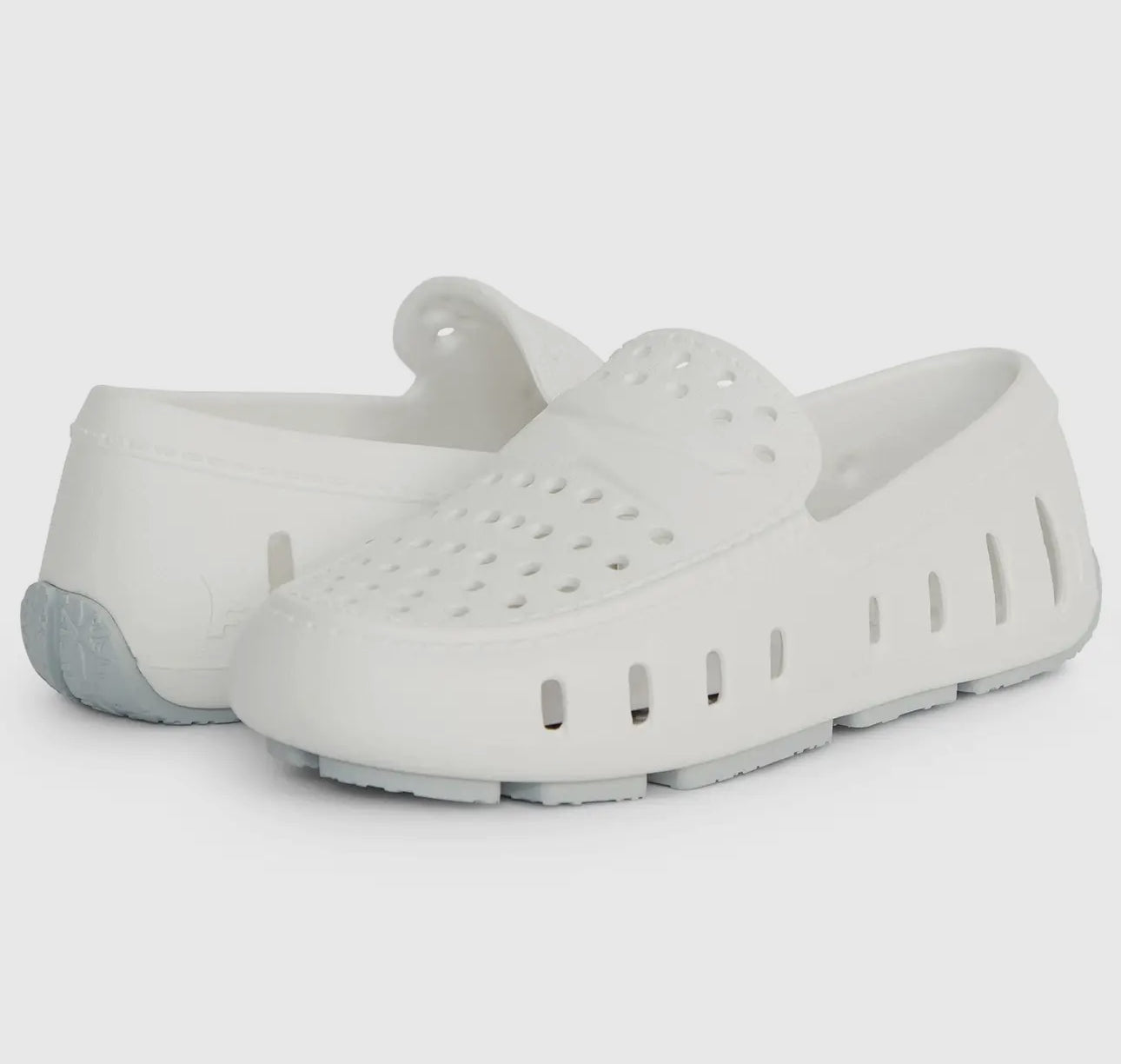 Prodigy Driver Bright White/Harbor Mist
Gray - Kids