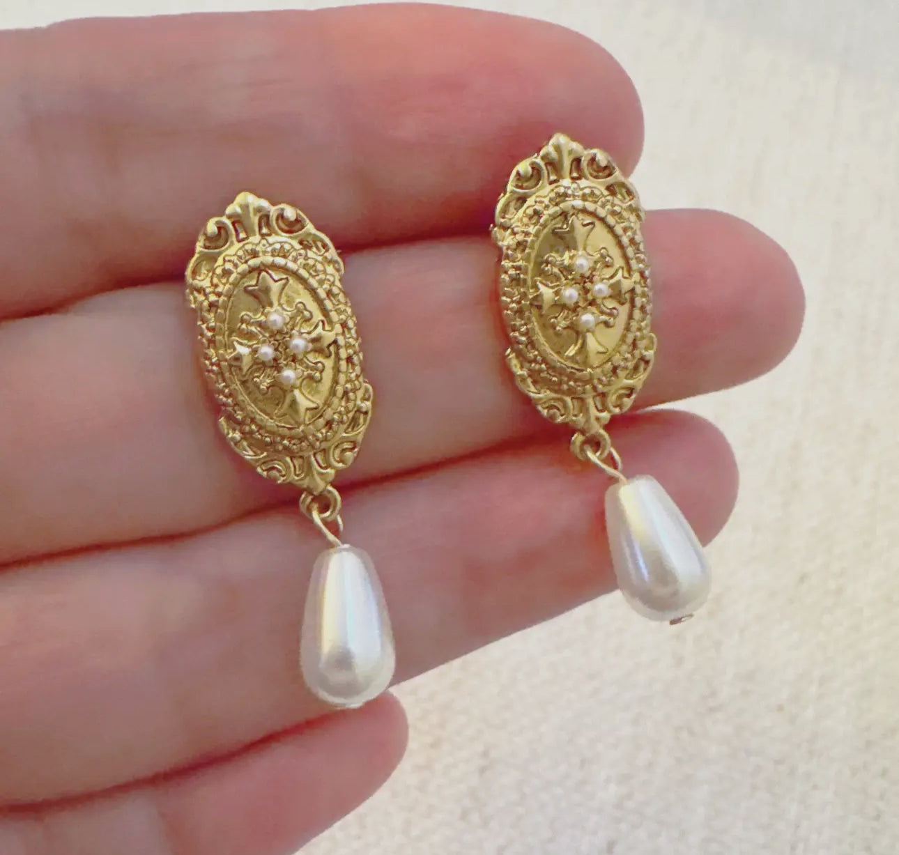 Vintage Cross Pearl Drop Earrings - Elegant Teardrop Accents