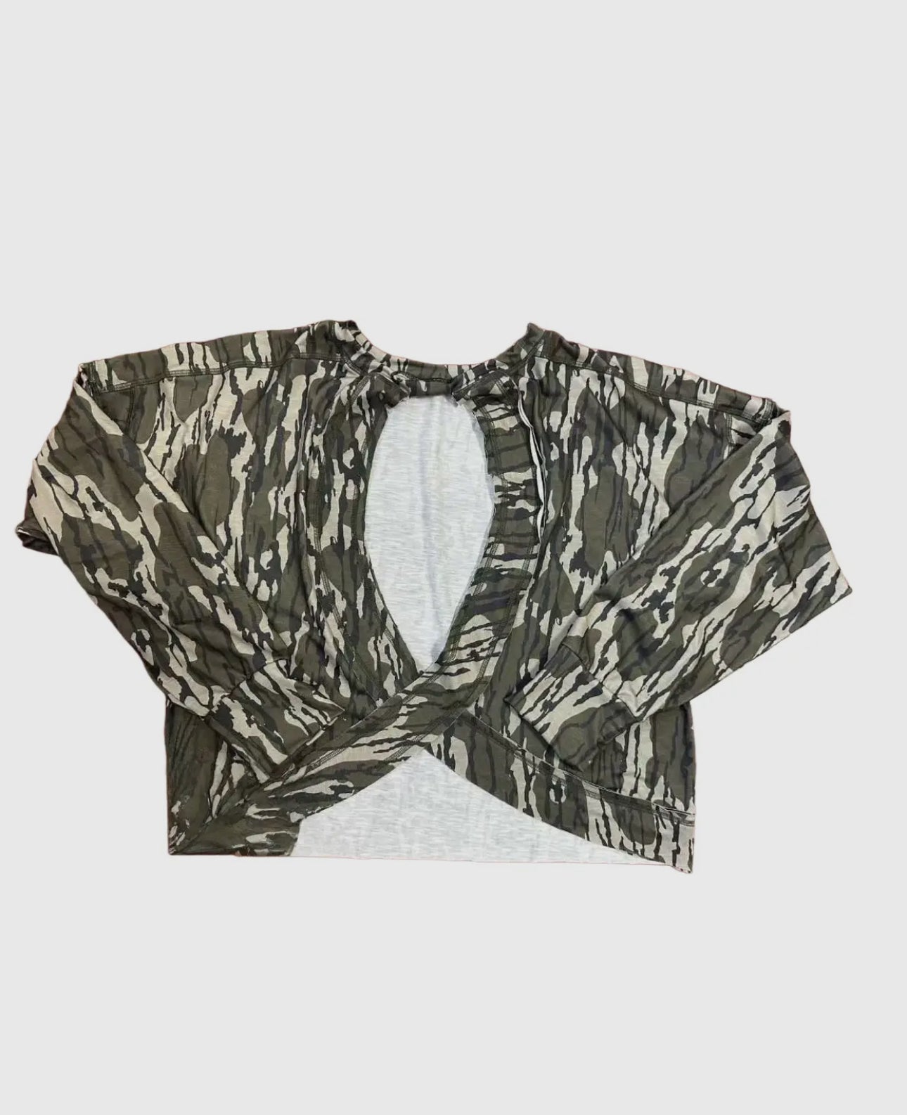 Bottomland Camo Wrapped Cutout Back
Long Sleeve Top