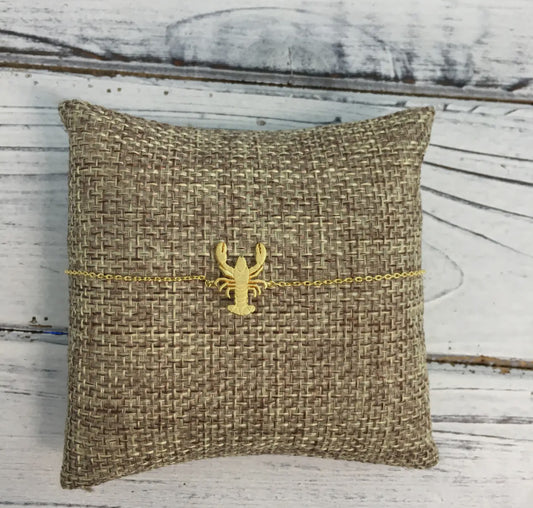 Dainty Gold Crawfish Bracelet