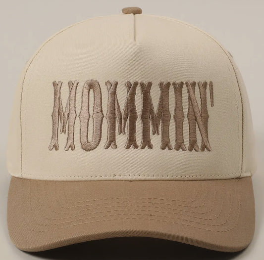 Mommin' Letter Embroidery Two-Tone
Trucker Hat